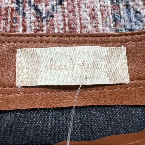 NWT Altar’d State Camel Brown Faux Leather Mini Skirt Size Large - Picture 3 of 8